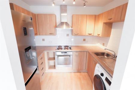 18 Caister Hall-8.jpg
