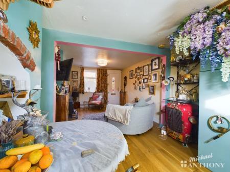 CAM02773G0-PR0025-ST