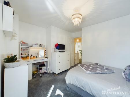 CAM02773G0-PR0109-ST