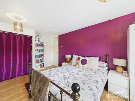 CAM02773G0-PR0277-ST