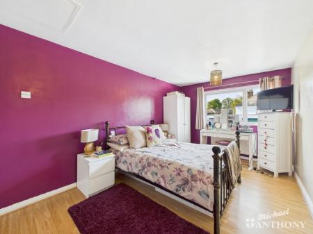 CAM02773G0-PR0277-ST