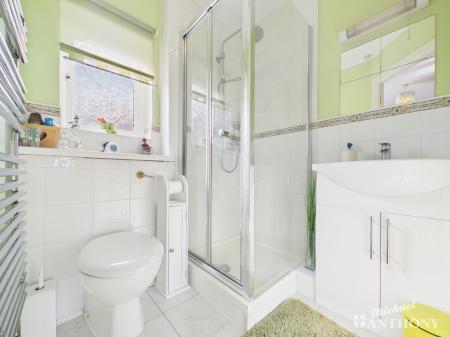 CAM02773G0-PR0424-ST