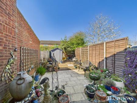 CAM02773G0-PR0275-ST