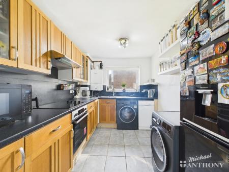 CAM02773G0-PR0282-ST