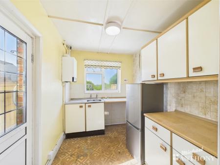 CAM02773G0-PR0286-ST