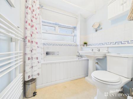 CAM02773G0-PR0342-ST