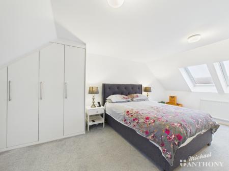 CAM02773G0-PR0384-ST