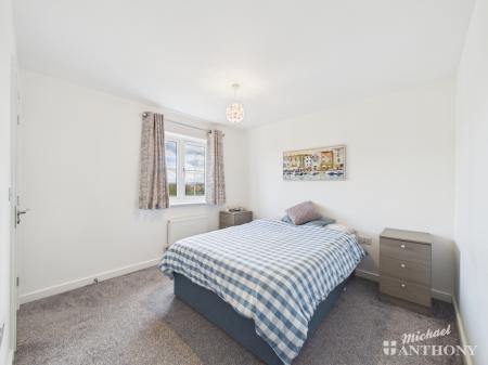 CAM02773G0-PR0411-ST