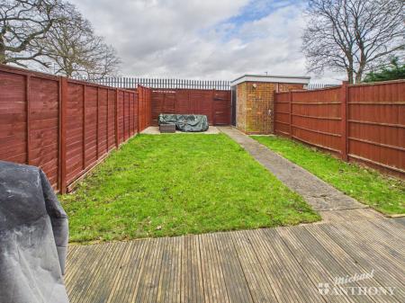 CAM02773G0-PR0407-ST
