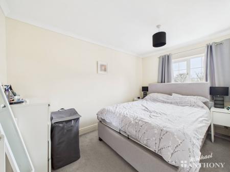 CAM02773G0-PR0395-ST