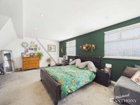 CAM02773G0-PR0420-ST
