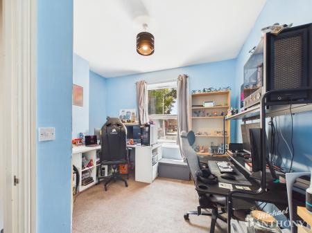CAM02773G0-PR0444-ST