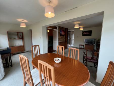 Lounge/Diner