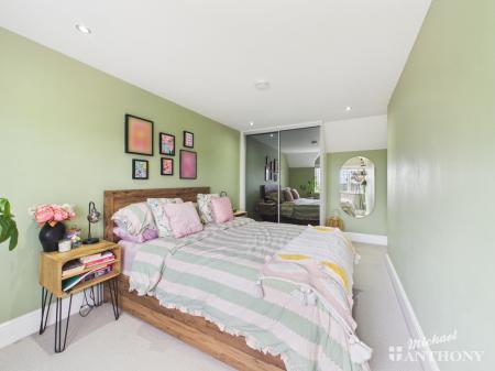CAM02773G0-PR0440-ST