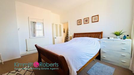 Media image 10