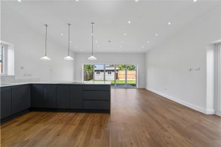 Kitchen / Living