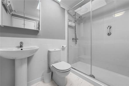 Annexe Shower Room