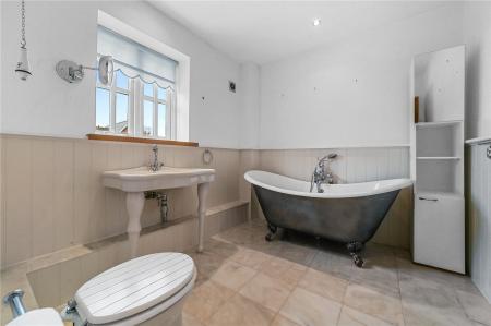 Ensuite Bathroom