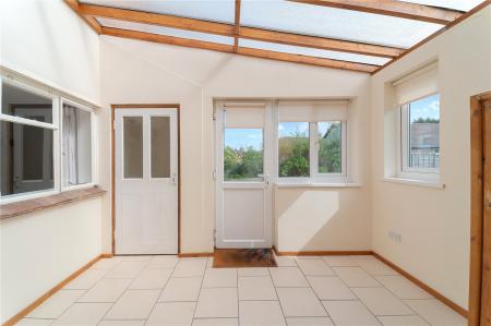Conservatory/Lobby