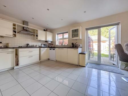 Kitchen 1
