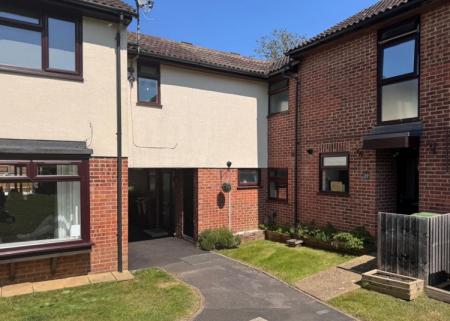 25 Montrose Close