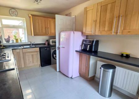 Kitchen 4