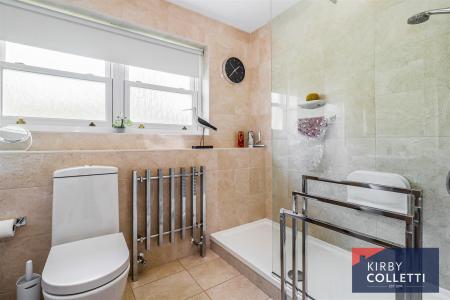 EN SUITE SHOWER ROOM TO BEDROOM ONE