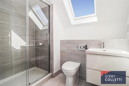 EN SUITE SHOWER ROOM TO BEDROOM ONE