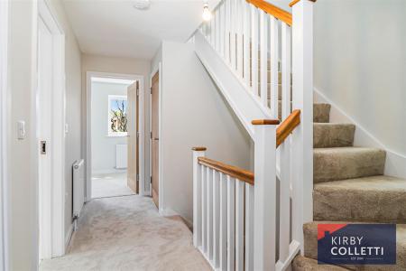 FIRST FLOOR LANDING