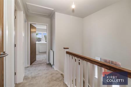 FIRST FLOOR LANDING