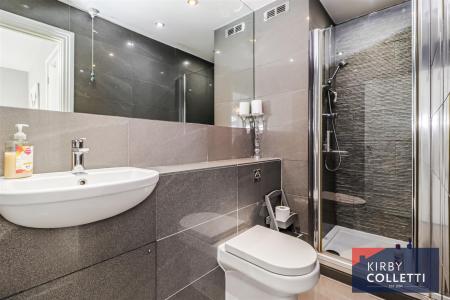 EN SUITE SHOWER ROOM TO BEDROOM ONE
