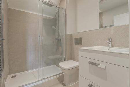 EN SUITE TO BEDROOM TWO