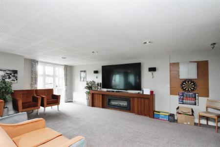 Communal Sitting Area