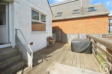 Garden (Decked Area)