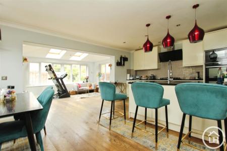 Kitchen / Diner