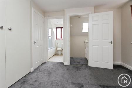 Bedroom & Ensuite