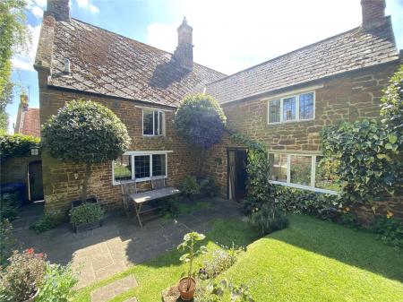 High Street, EYDON, Northamptonshire, NN11