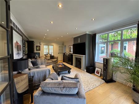 Badby Road West, DAVENTRY, Northamptonshire, NN11