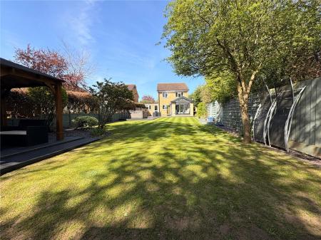 Riverside Drive, WEEDON, Northamptonshire, NN7