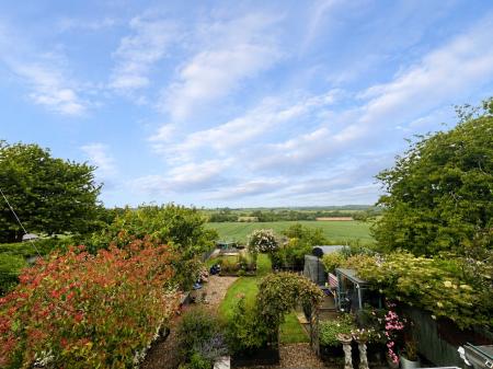 Hill Top, DODFORD, Northamptonshire, NN7