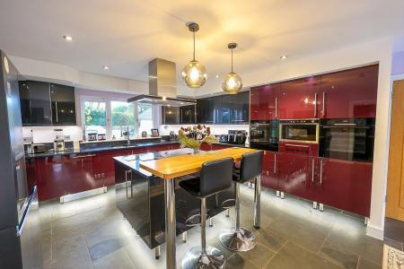 Coombe Road, Lanjeth, St Austell, PL26