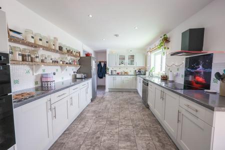 Sawles Road, St Austell, PL25