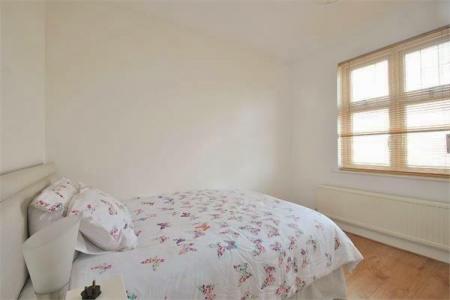 Bedroom 3_inPixio.jpg