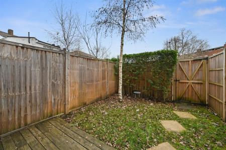 BCLR - 35 New Trinity Road - Garden A (2).jpg