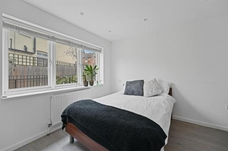 BCLR - 35 New Trinity Road - Bedroom 1  (1).jpg