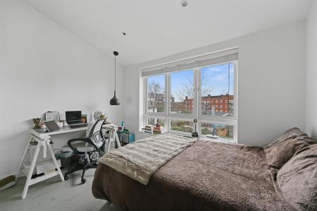 BCLR - 35 New Trinity Road - Bedroom 4 (1).jpg