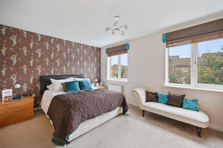 BCLR - 7 Bampton Drive - Bedroom 1 (4).jpg