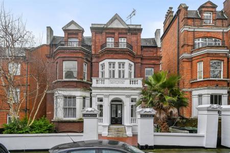 RCLR- 1A, 75 compayne gardens- exterior1 (1).jpg