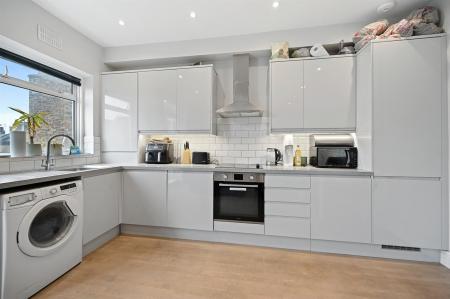 BCLR - RGF 118 Mill Lane - Kitchen (4).jpg