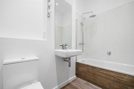 CCLR - 33 New Trinity Road Bathroom 3 (1).jpg